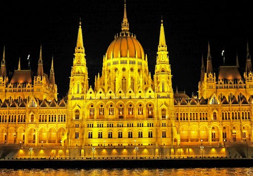 Fotobanka s bezplatnými fotkami na tému architektúra, Budapešť, budova