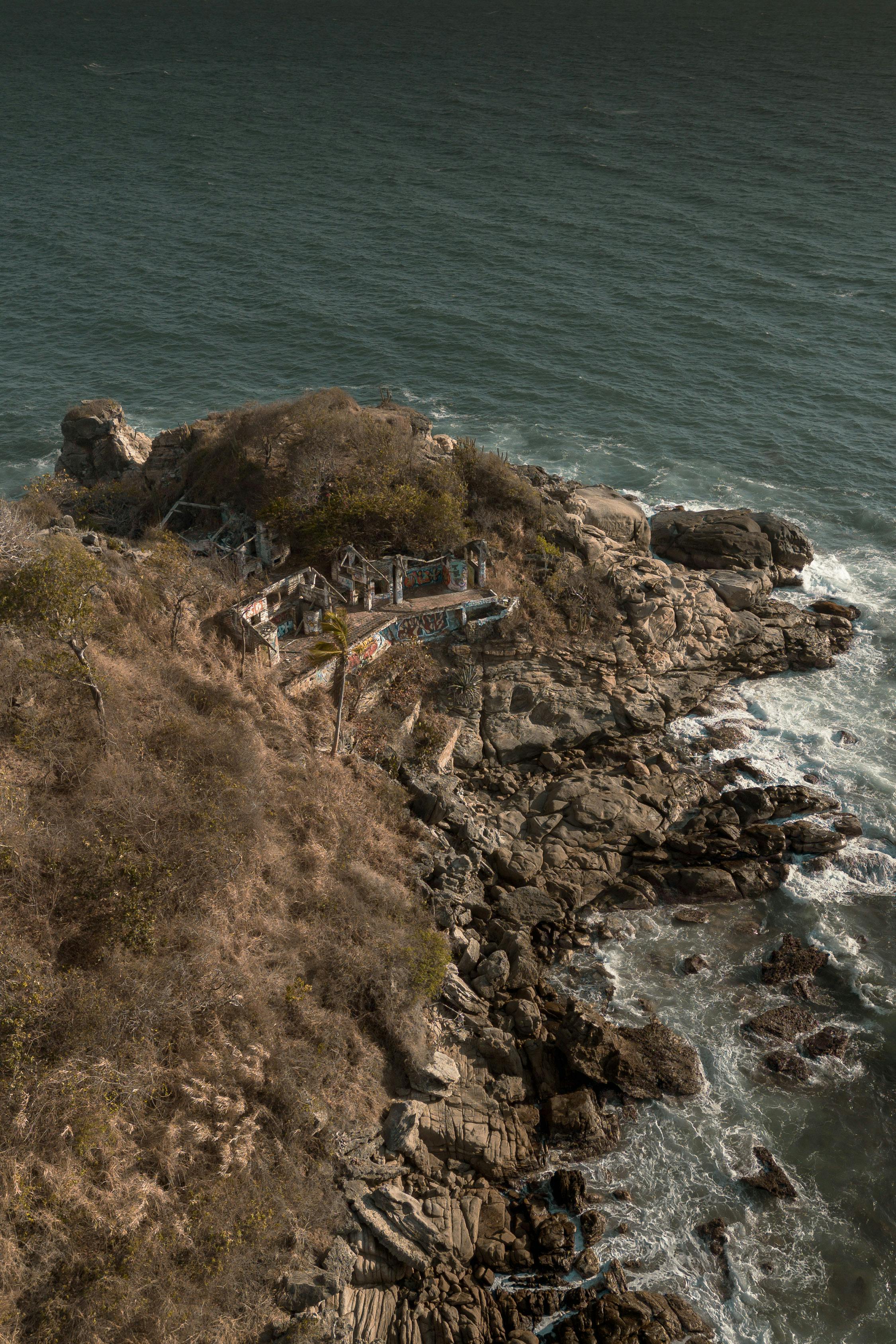 Gratis Fotos de stock gratuitas de 4k, acantilado costero rocoso, acantilado de montaña Foto de stock