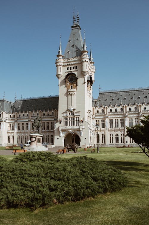 Kostenloses Stock Foto zu fassade, fassaden, iasi