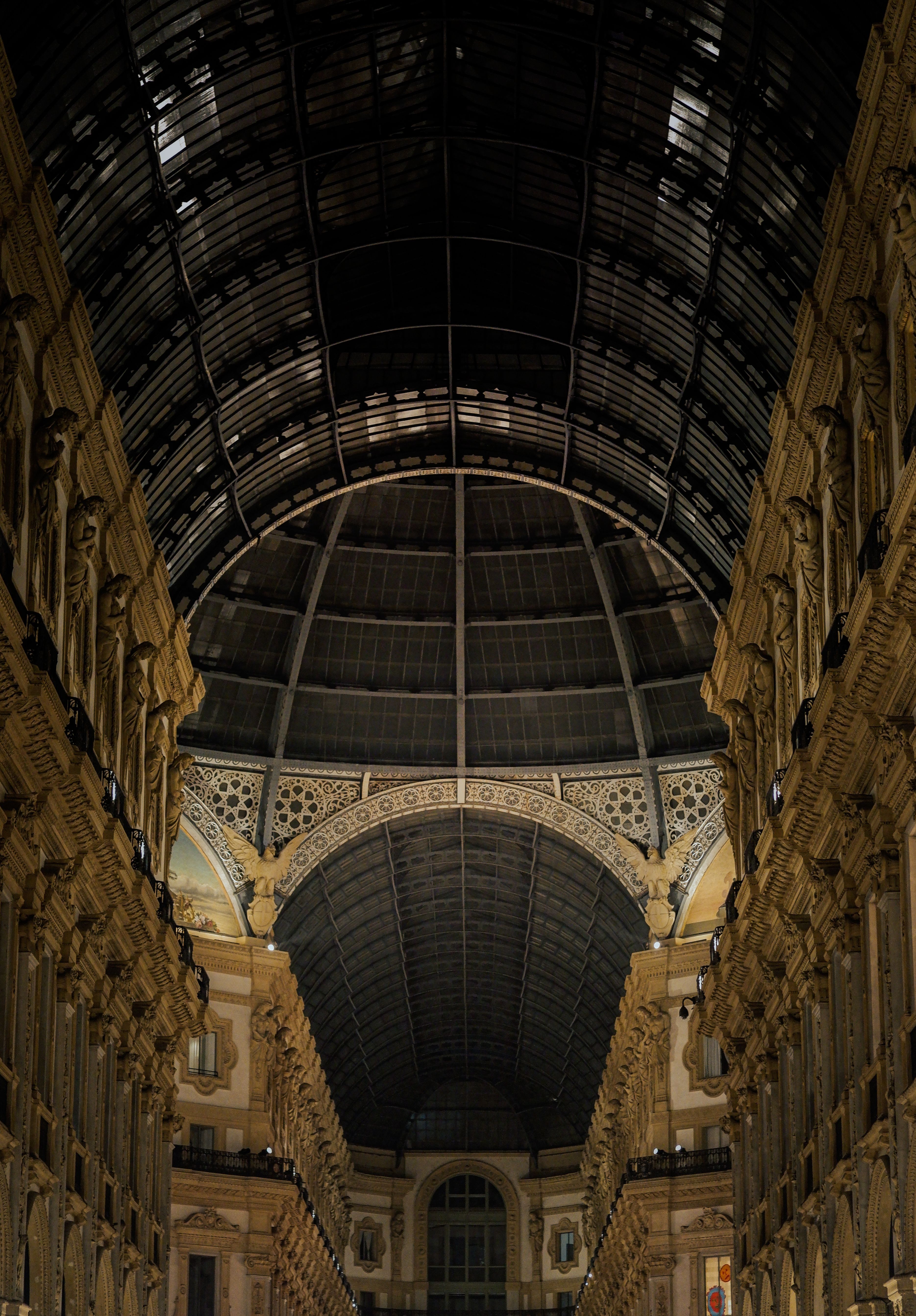 Interior of Galleria Vittorio Emanuele II in Milan · Free Stock Photo