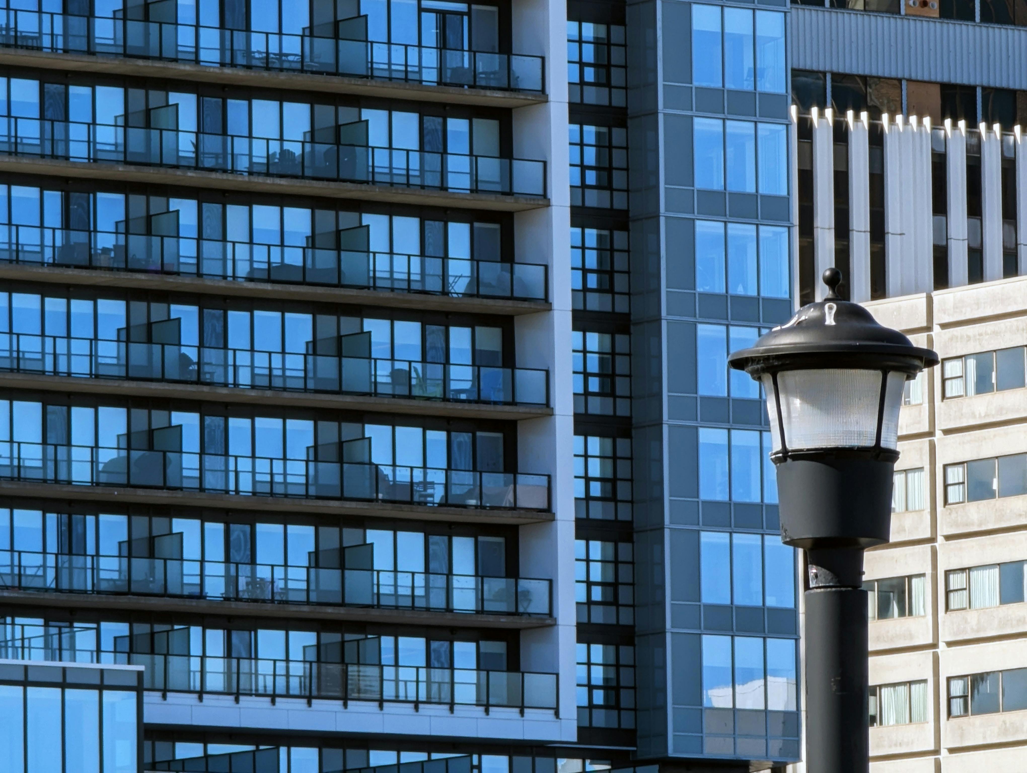 CBRE’s U.S. Property Management Business Expands Asset Management Capabilities — Photo by Bogdan Krupin on Pexels