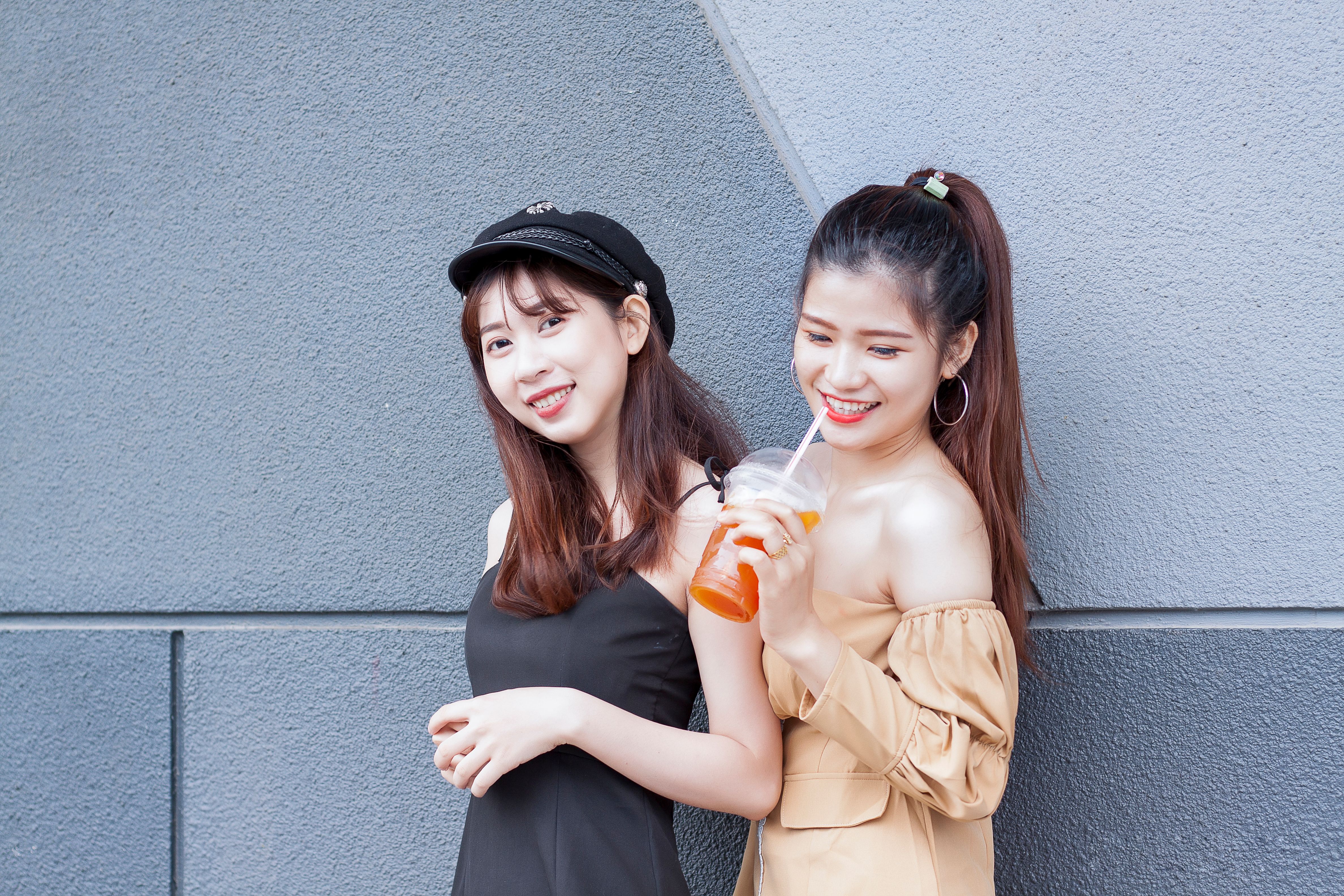 放下一个人 你删过好友却删不 情感配图