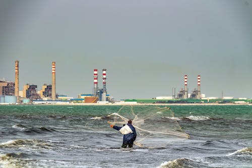 Foto profissional grátis de homem, mar, oceano