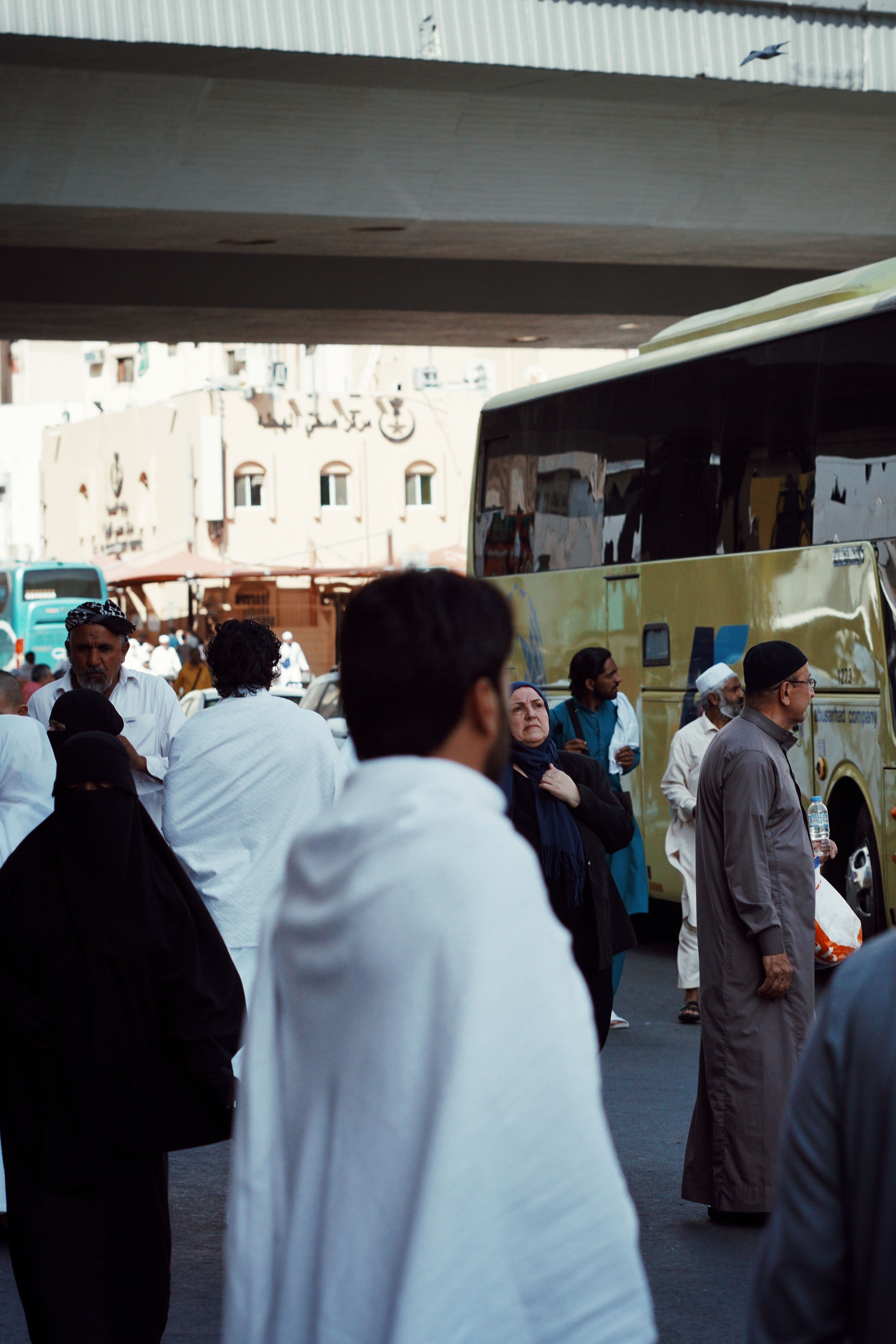 People on Street in City · Free Stock Photo