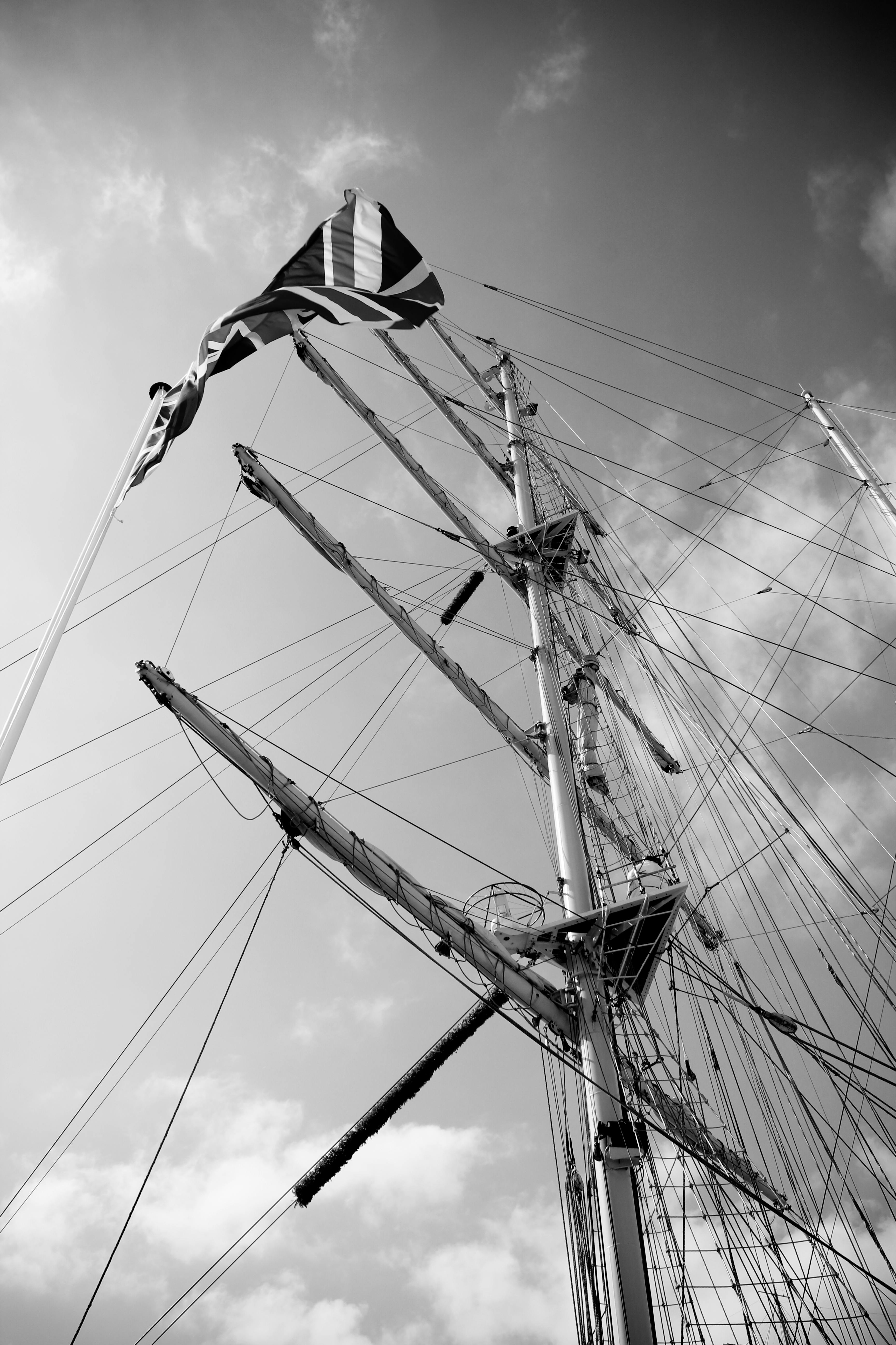 A Vertical Filled Frame Wallpaper Photo of a Net on a Mast of a Tall Ship  with Plaited Ropes and Forming Unordinary Lines and Stock Photo - Image of  mast, nautical: 186477010