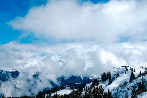 бесплатная Бесплатное стоковое фото с большая высота, горнолыжный курорт, горный хребет Стоковое фото