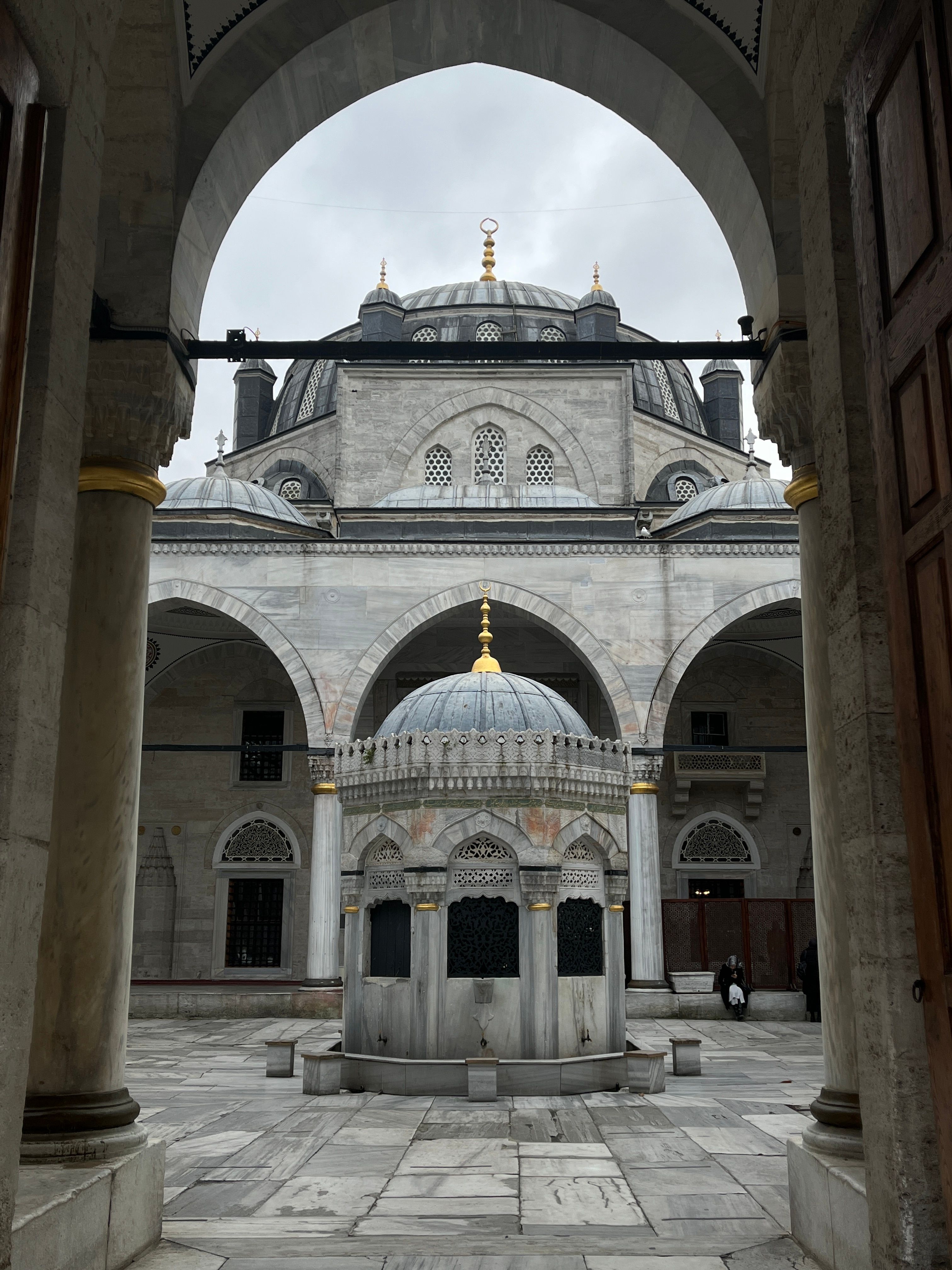 Yeni Valide Mosque in Istanbul · Free Stock Photo