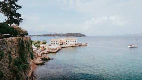 Foto d'estoc gratuïta de Costa, edificis, foto des d'un dron