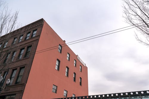 Foto profissional grátis de cidade, cidades, edifício vermelho