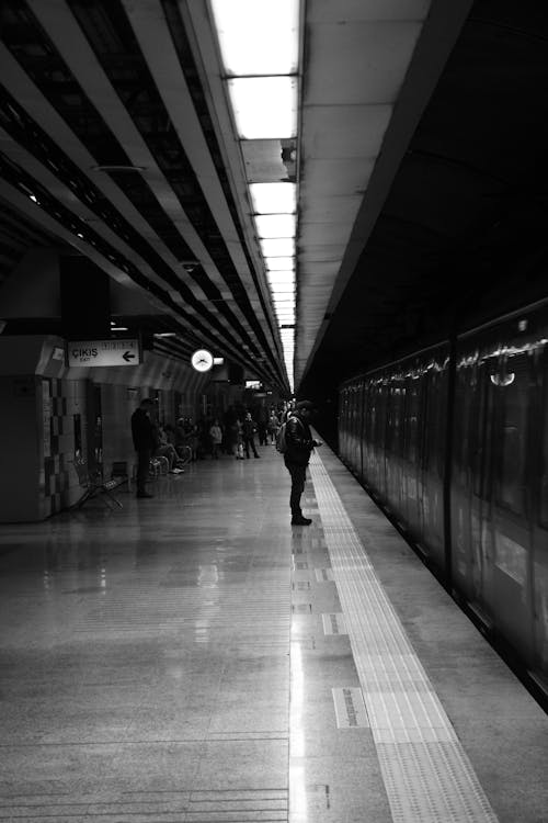 公共交通工具, 地鐵, 地鐵站 的 免费素材图片