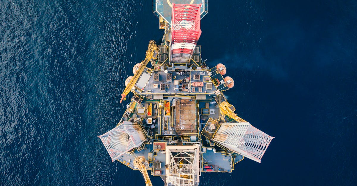 邁威爾科技受AI需求驅動,盤前股價飆漲;中東緊張局勢助推石油股