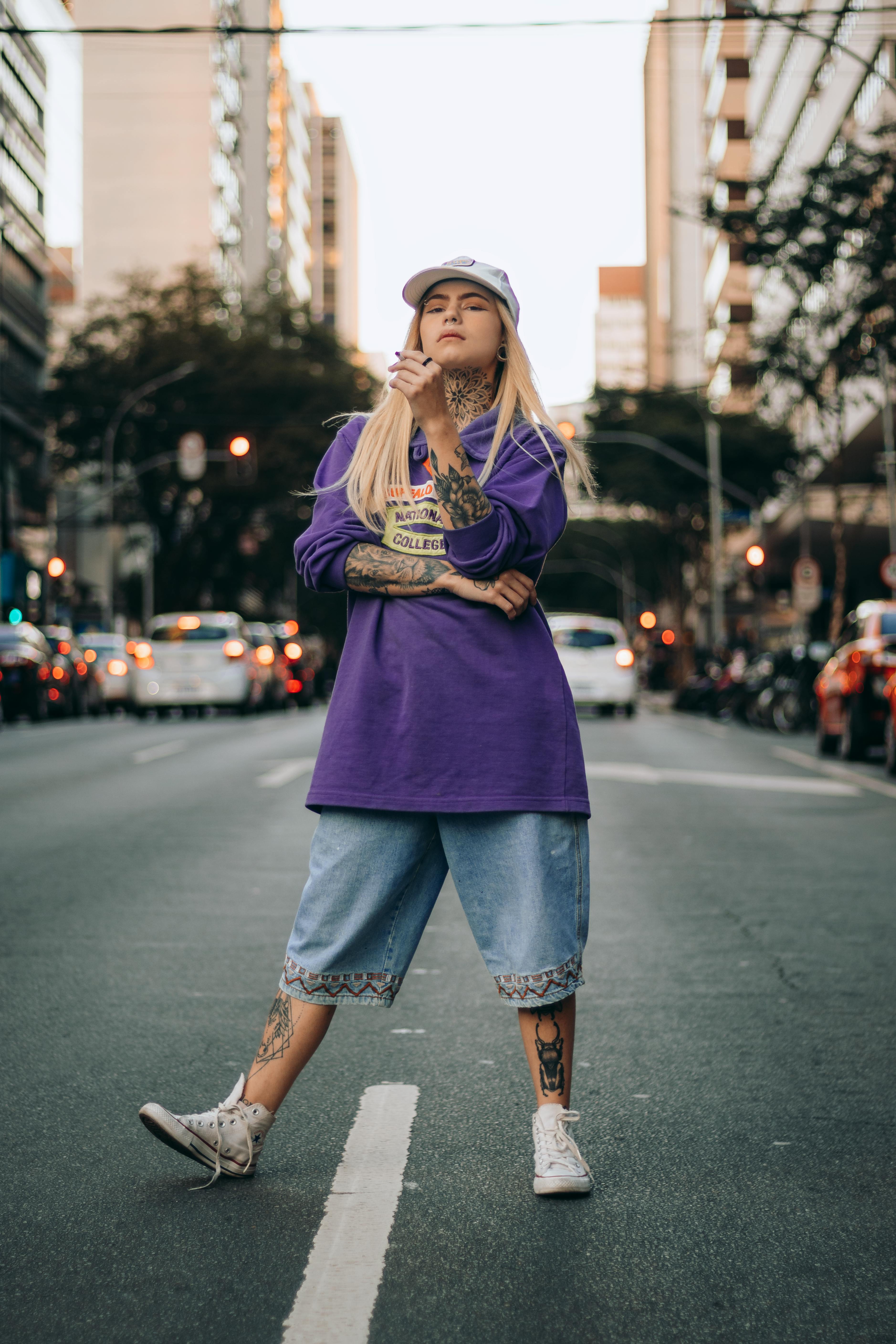 Kostenlos Kostenloses Stock Foto zu architektur, ausdruck, blondes haar Stock-Foto