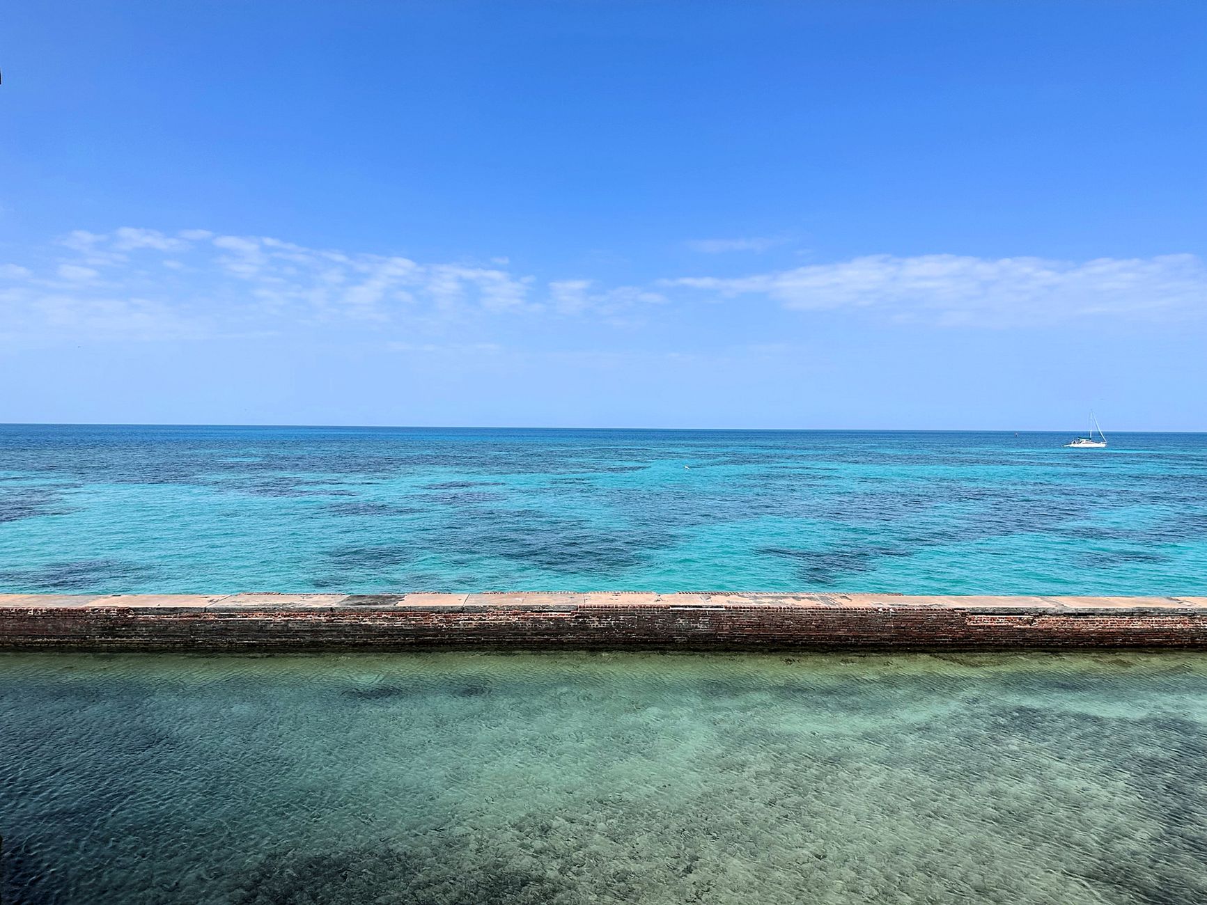 Turquoise ocean and sky near Key West, Florida