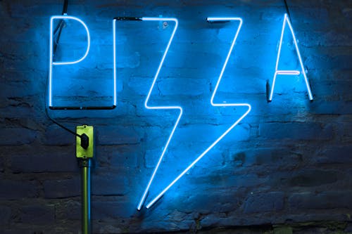 Papan Tanda Neon Blue Pizza Diaktifkan