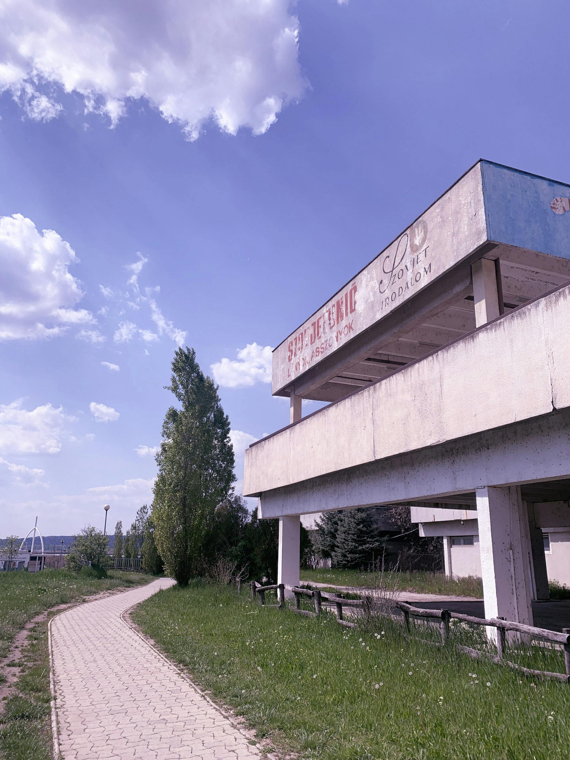 Explore the striking brutalist architecture and pathways in Velence, Hungary.