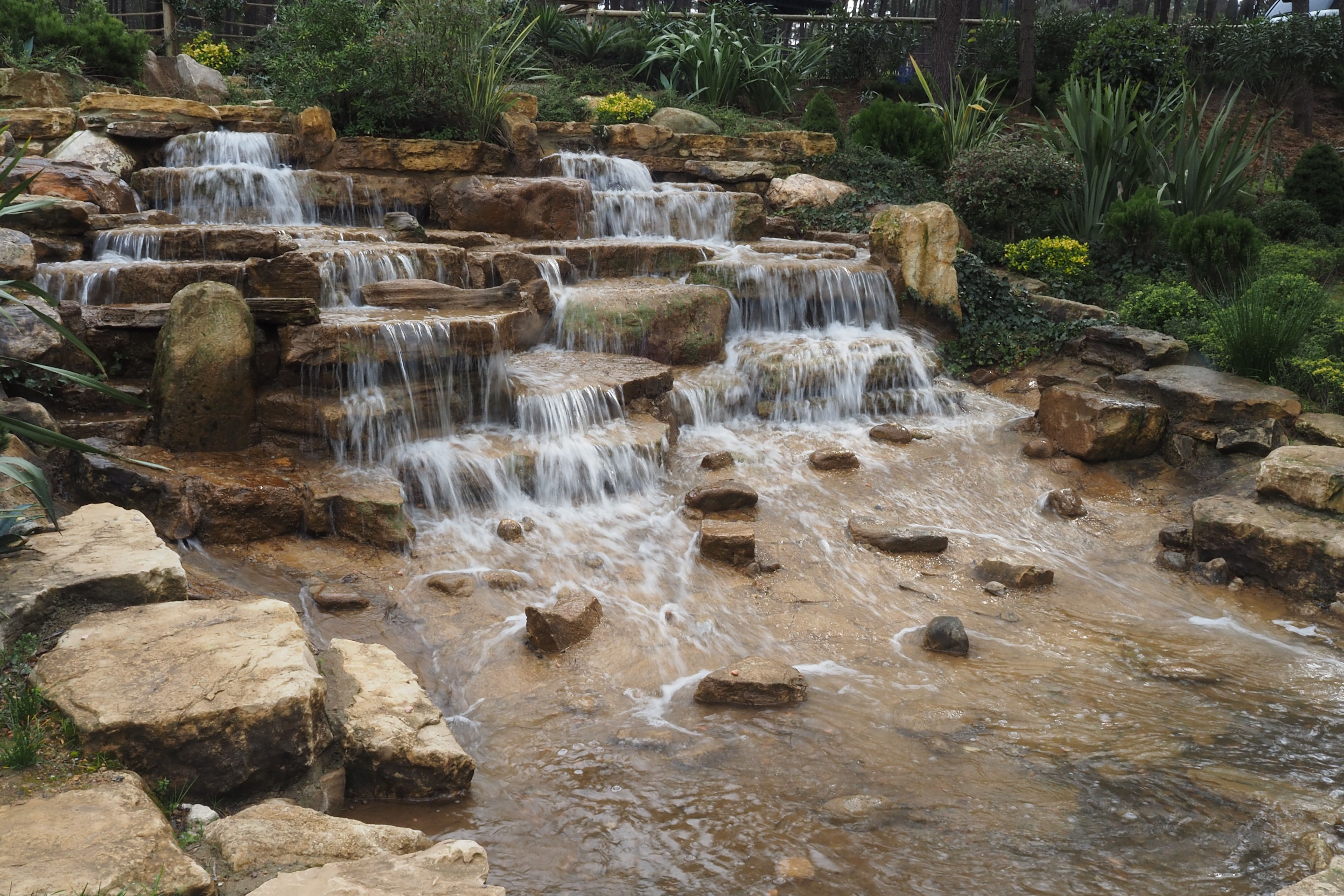 Cascades on Stream · Free Stock Photo