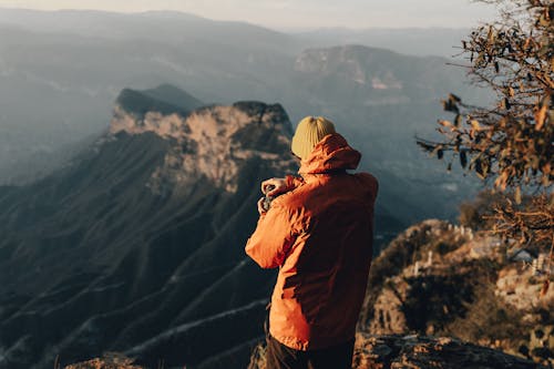 Gratis lagerfoto af appelsin, bakke, bjerge