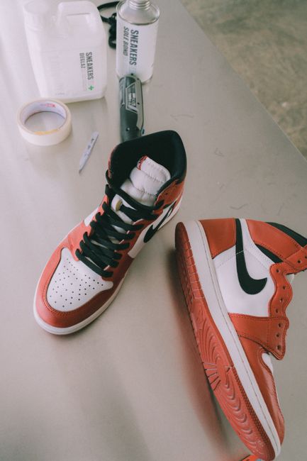 what Is the Best Way to Wash Sneakers and keep Them Looking Fresh