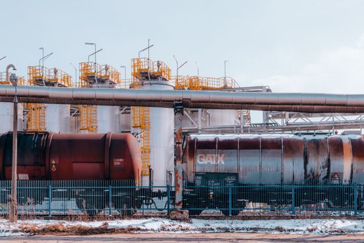 Mitigasi Kegagalan Struktur Natural Gas Tank