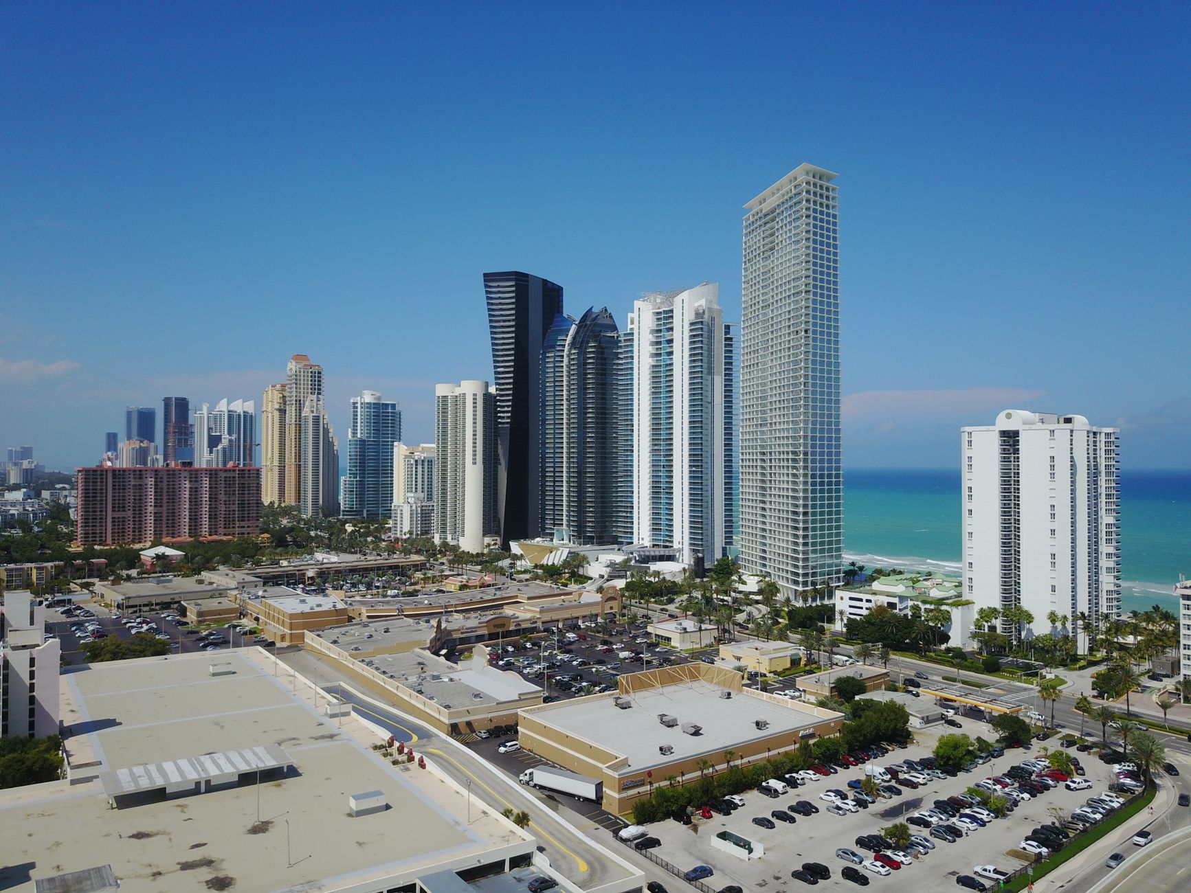 Miami New Development Buyer Guide for Crypto & Tech Wealth: Mid-Beach, Brickell vs. Edgewater, and Why 57 Ocean Stands Apart
