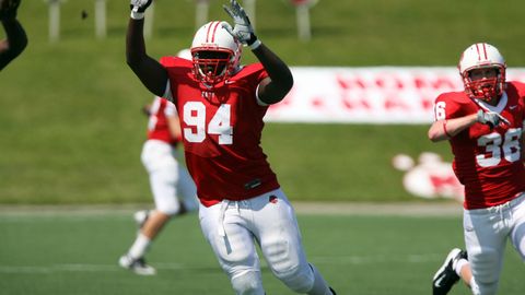 How a defensive line decides when to step and when to drop