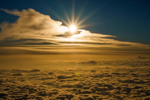 Foto stok gratis awan, bentangan awan, cahaya emas