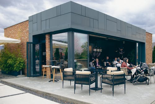 Kostenloses Stock Foto zu café, gebäude, kundschaft