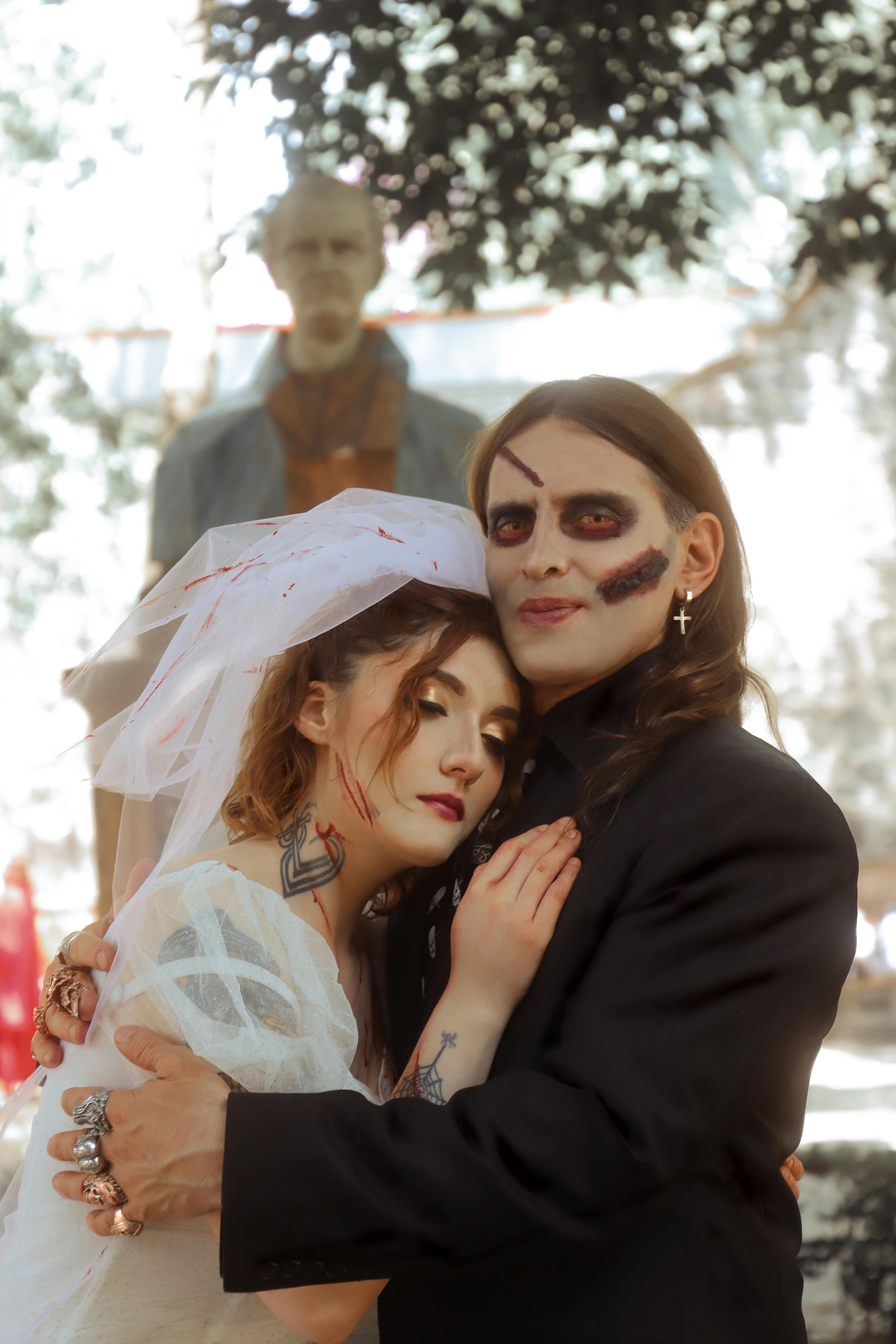 Topul celor mai spectaculoase apariții de Halloween ale vedetelor – Noaptea imaginației dezlănțuite, numai pe CANCAN.RO