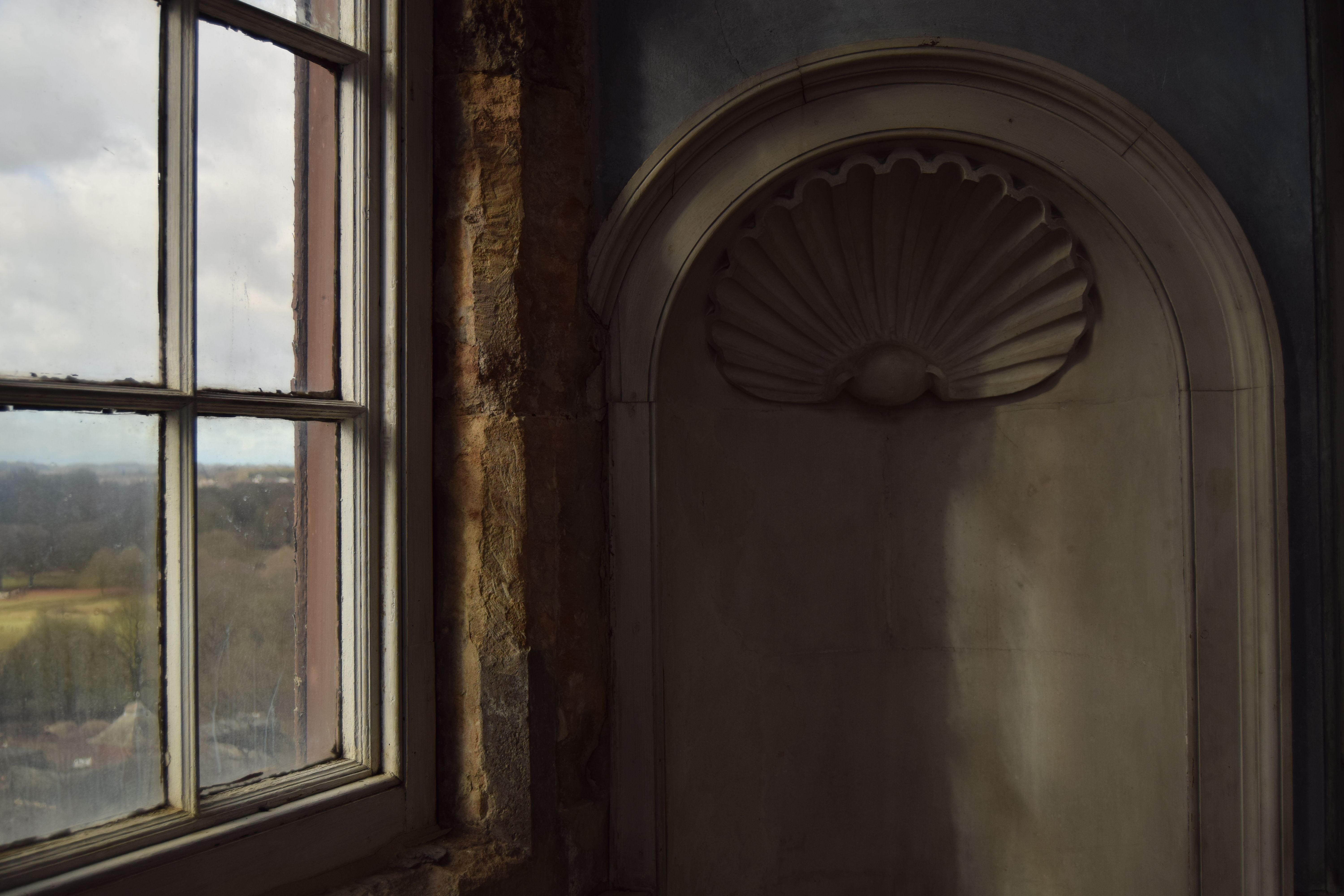 Painters and Decorators in Castelnau — a freshly painted, spotless finish