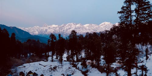 Himalayan range wallpaper