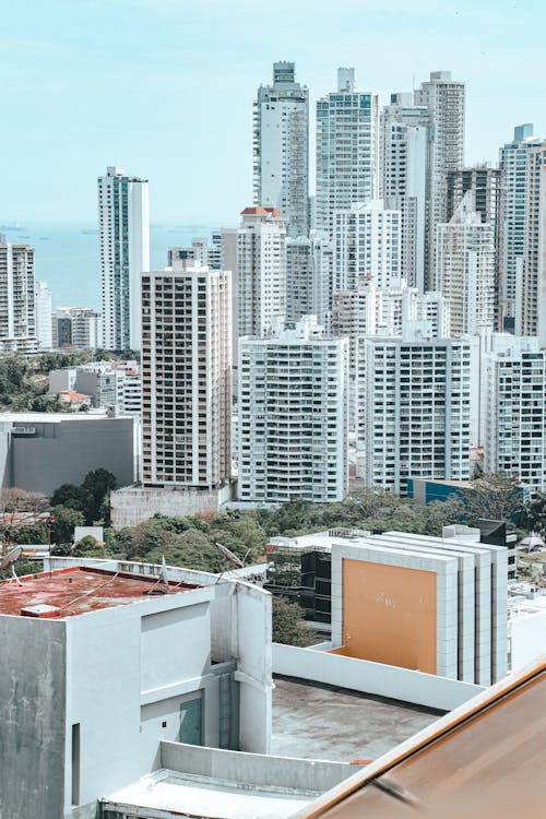 Foto profissional grátis de arranha-céus, centro da cidade, cidade