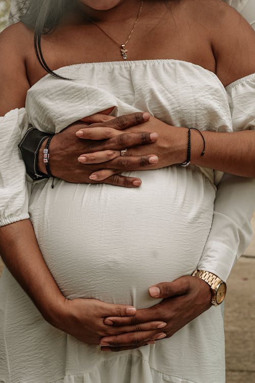 Foto profissional grátis de abdômen, bebê, branco