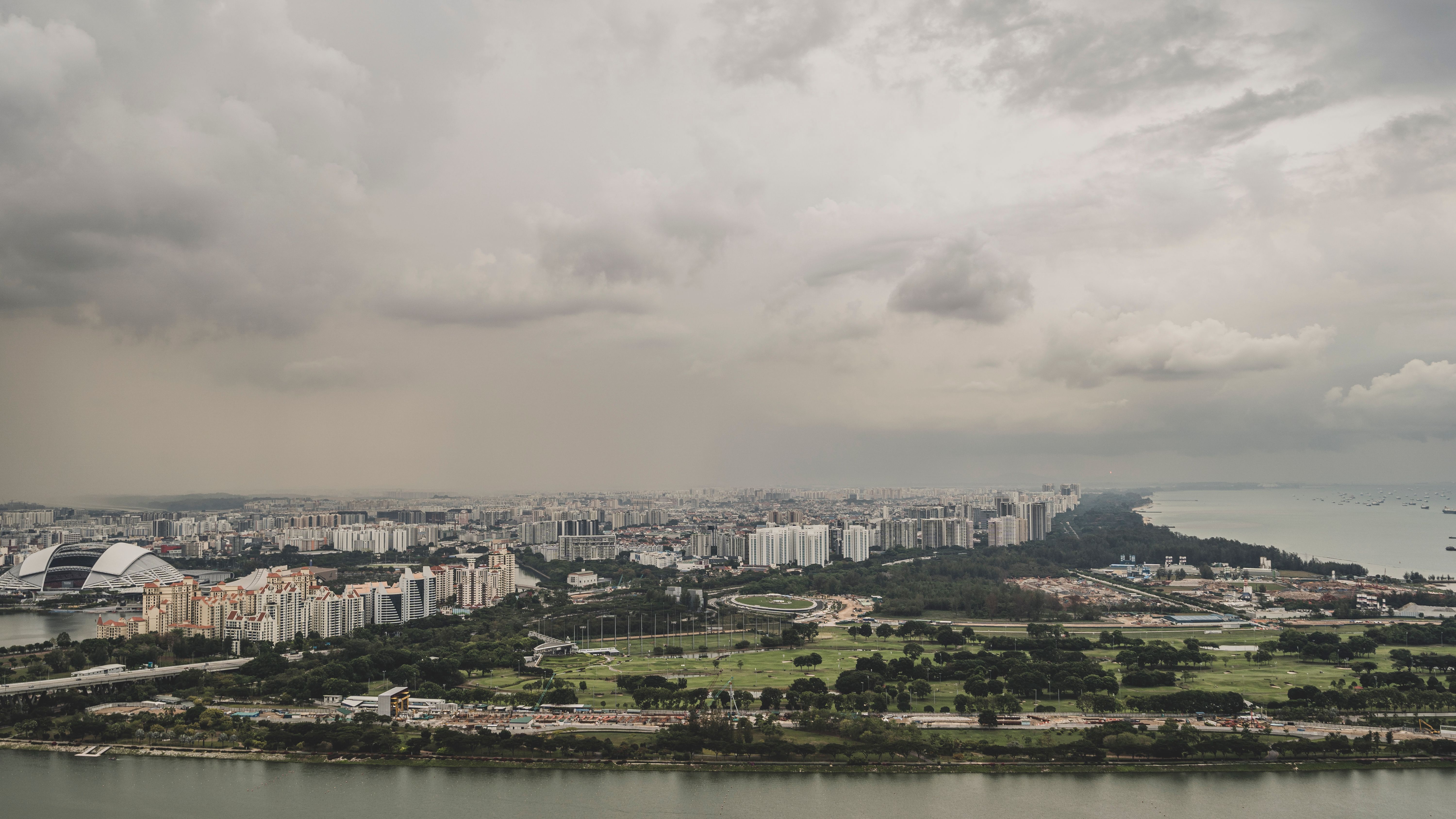 Singapore Haze Returns as PSI Readings Ease Into Moderate Range