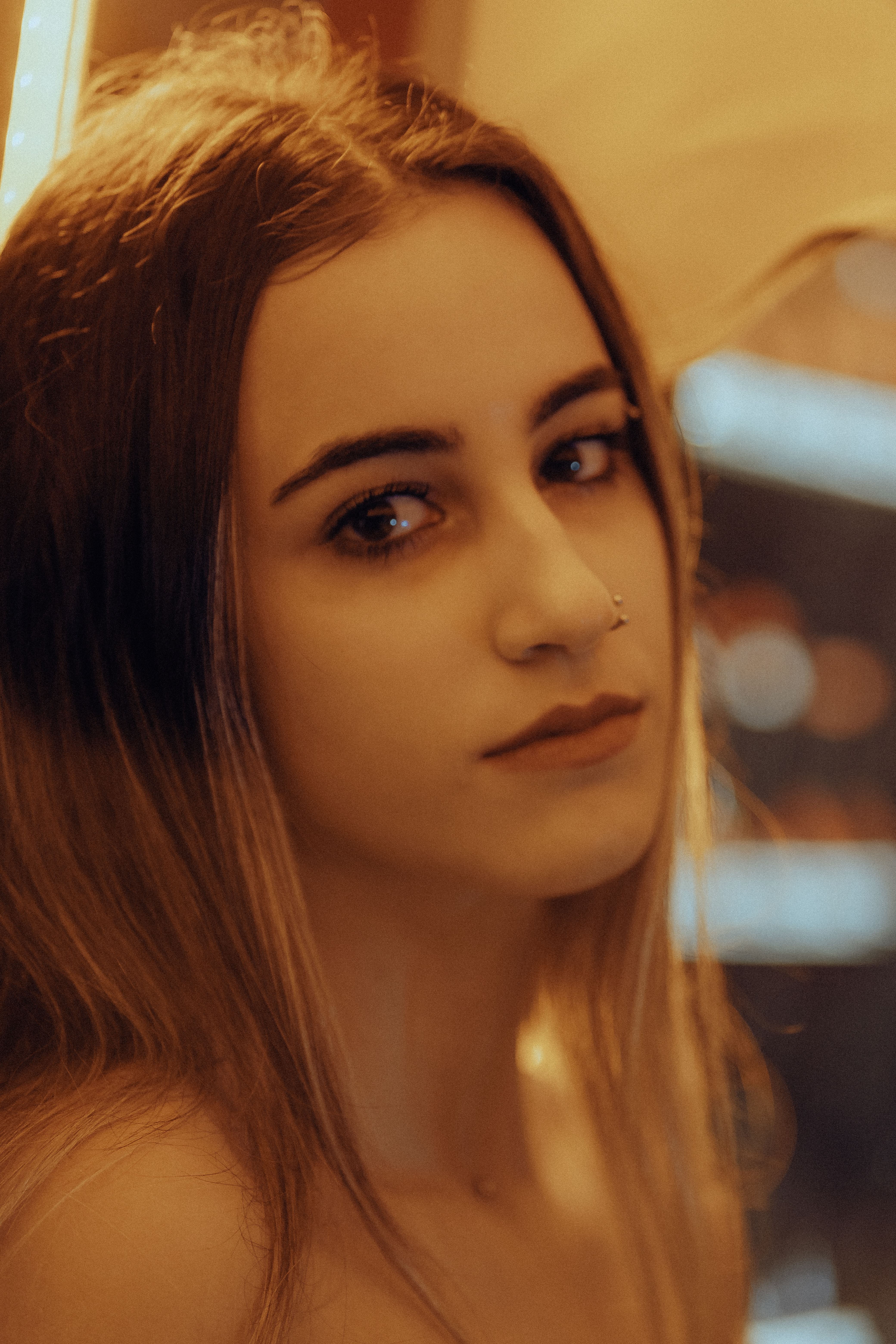 bezplatná Základová fotografie zdarma na téma bokeh, detail, dlouhé vlasy Základová fotografie