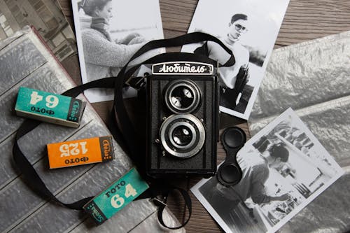 Gratis arkivbilde med analog, gammeldags, kamera