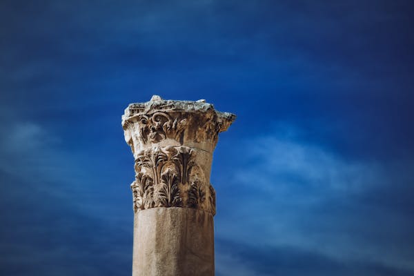 Free Photo Of An Ancient Column In Jordan ?auto=compress&cs=tinysrgb&w=600&lazy=load