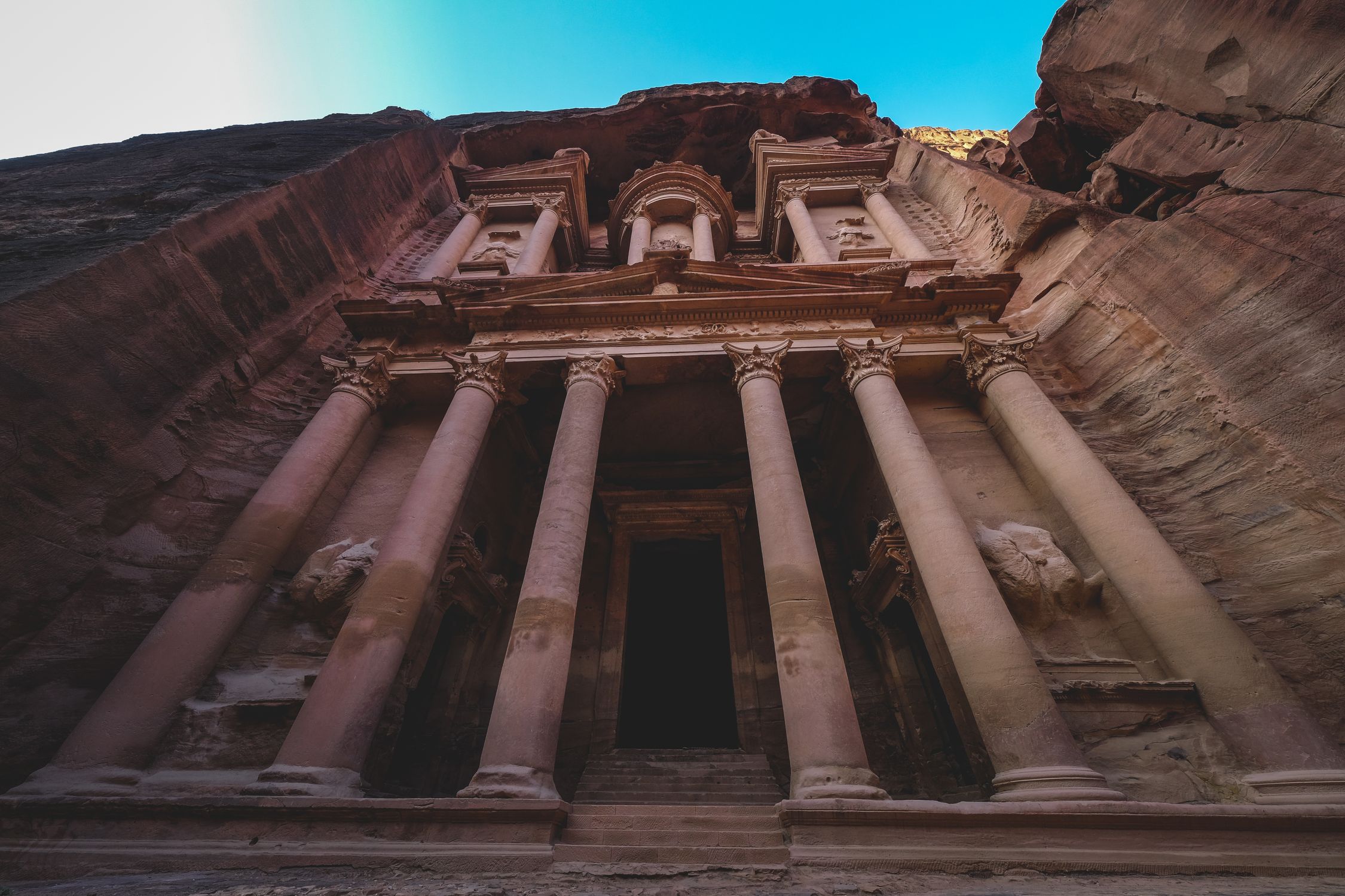 Al Khazneh In Petra Free Stock Photo al-khazneh-in-petra-free-stock-photo