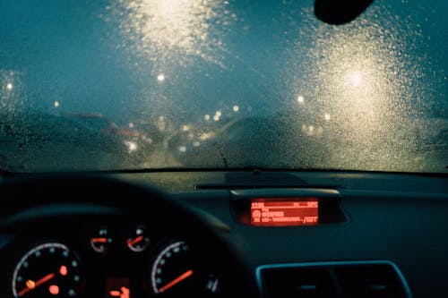 Simple Driving Tricks To Master Stormy Streets