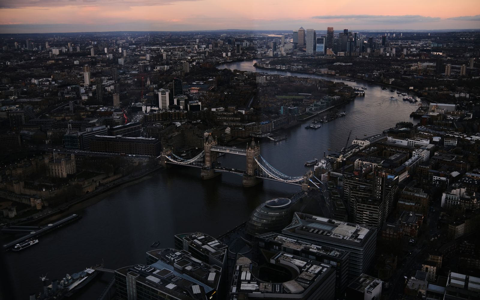 Chauffeur service in Battersea, London