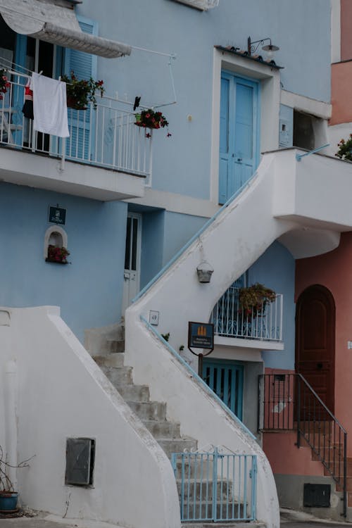 Foto d'estoc gratuïta de bloc residencial, casa de poble, cases adossades