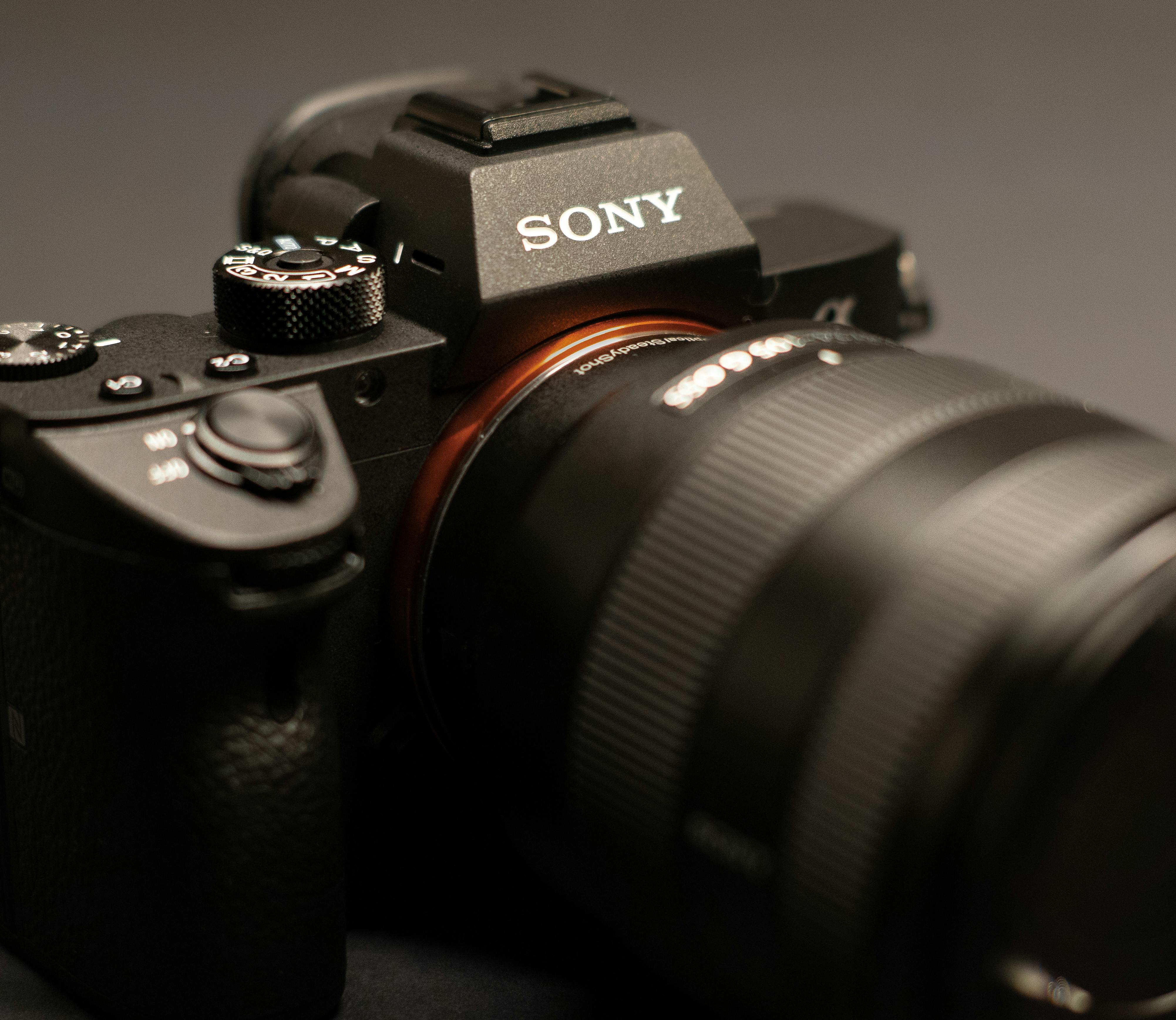gear reviews — Photo by Jakub Zerdzicki on Pexels