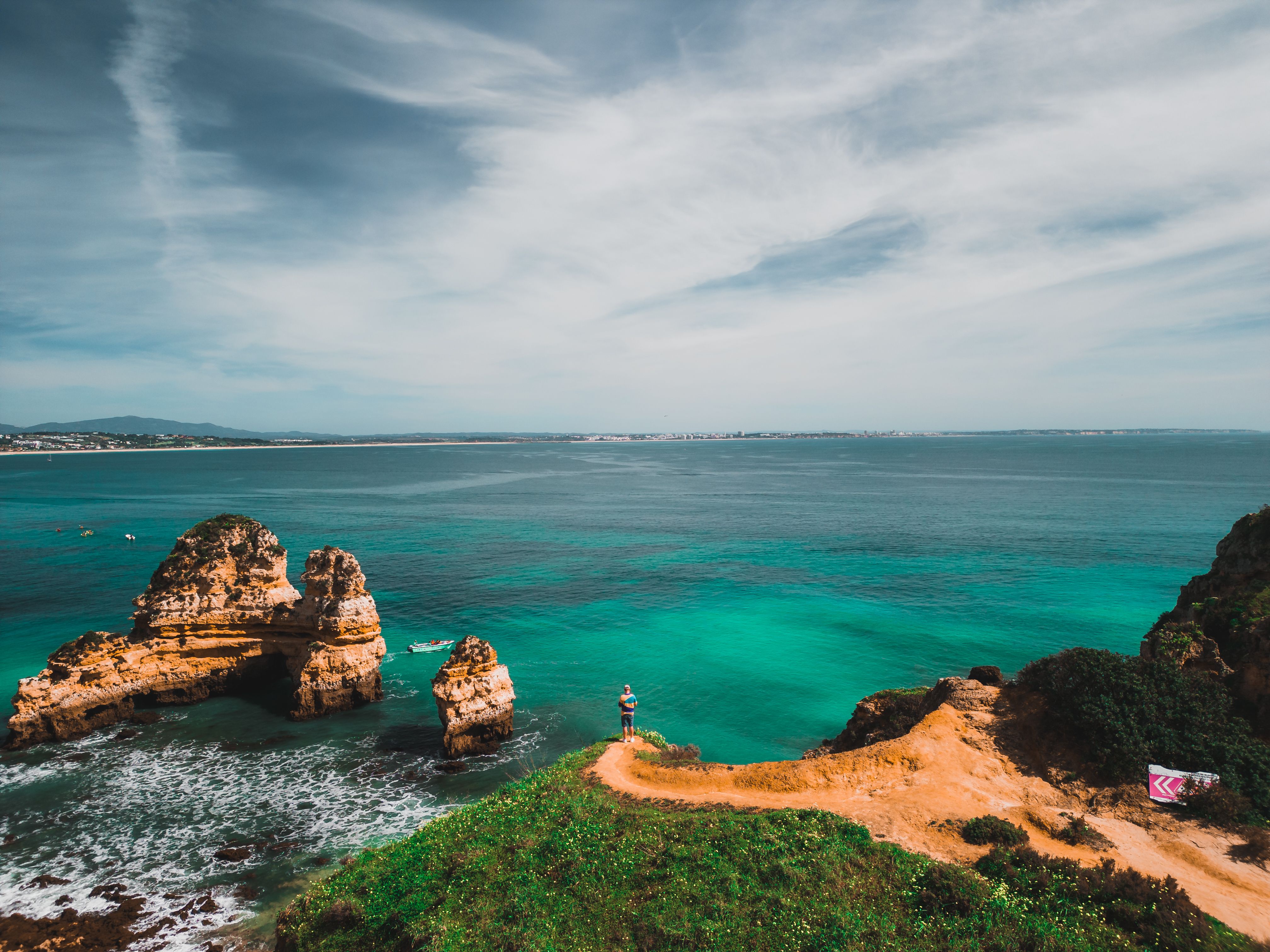 Lagos et ses falaises