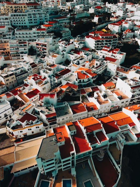 Free Aerial Photo of a Town with Red Roofs Stock Photo