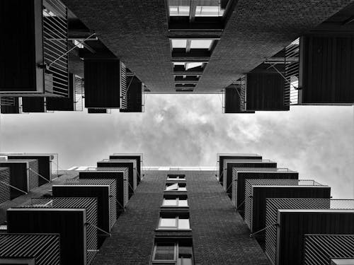 Worm's Eye View Fotografie Van Bakstenen Gebouwen