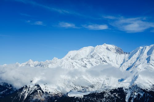 Immagine gratuita di bellezza, catena montuosa, cielo azzurro