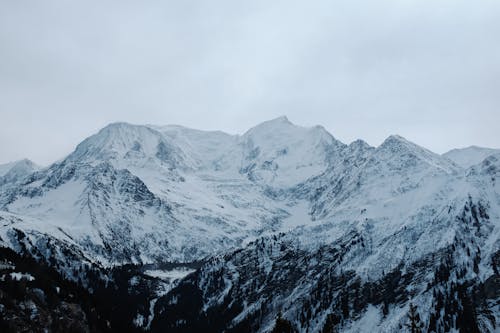 Foto profissional grátis de estéril, exorbitante, montanhas