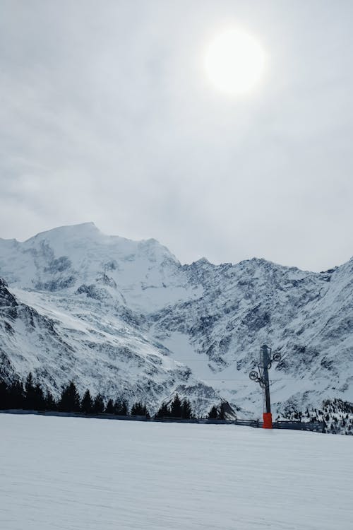 Kostenloses Stock Foto zu bedeckt, berge, kalt