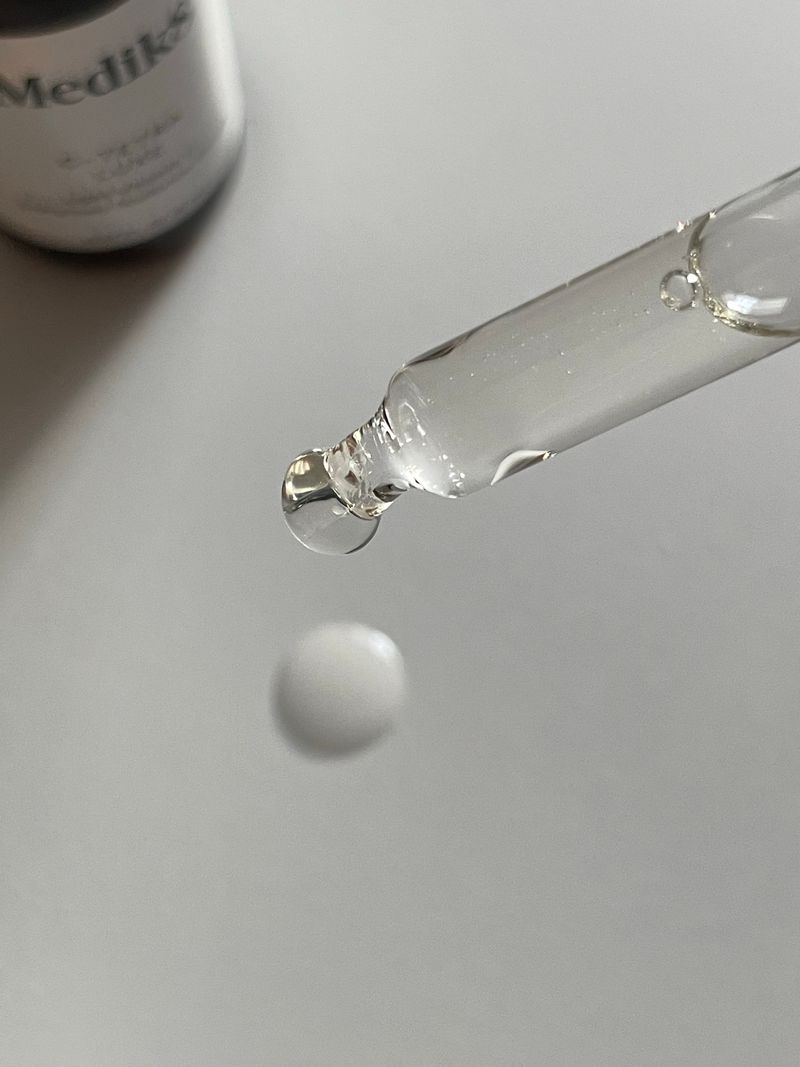 Hyaluronic Repair Facial