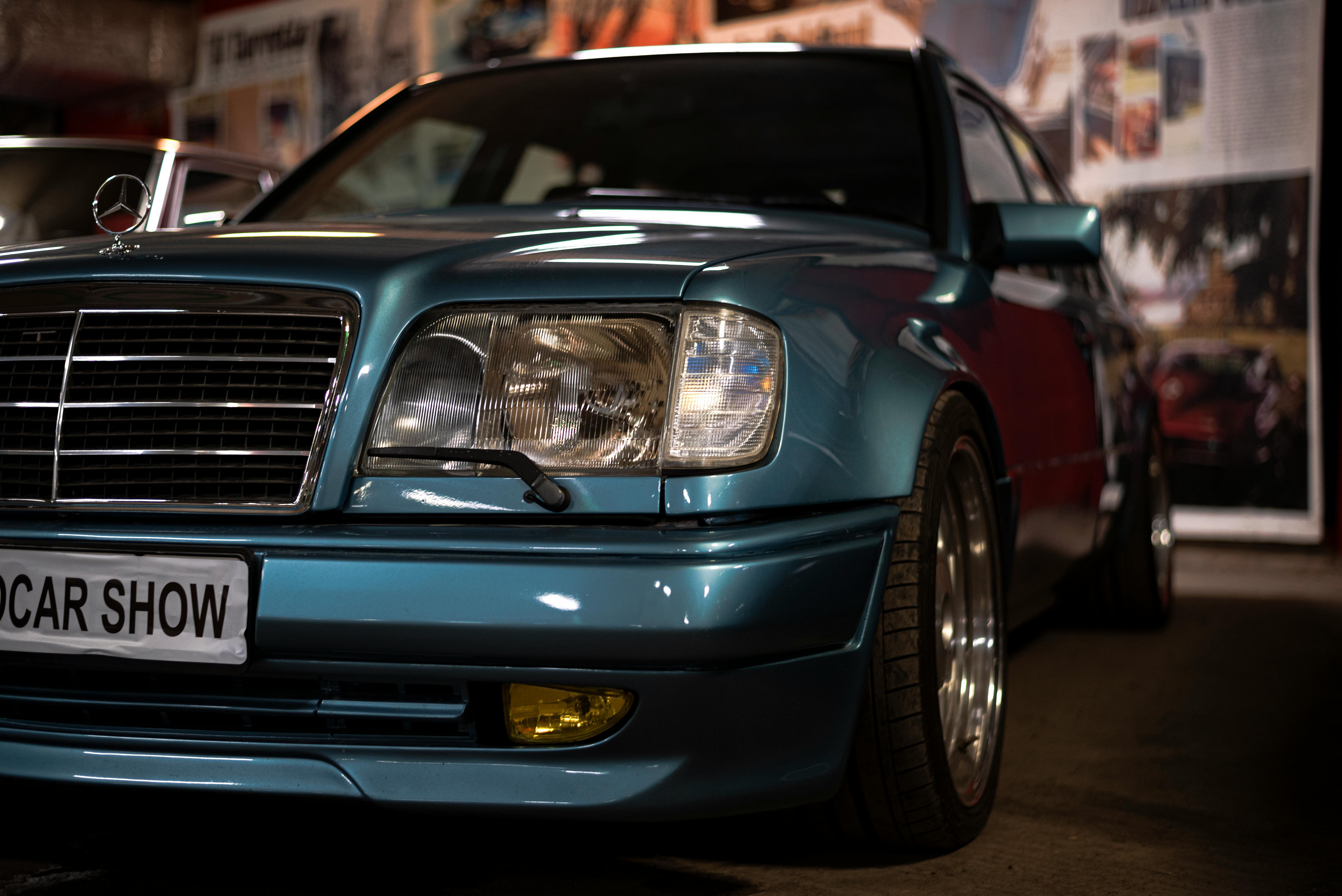 Blue Mercedes W124 · Free Stock Photo
