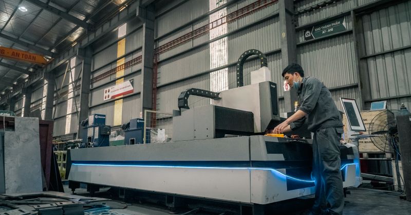 Forge ou fonderie : que choisir pour vos pièces métalliques ?